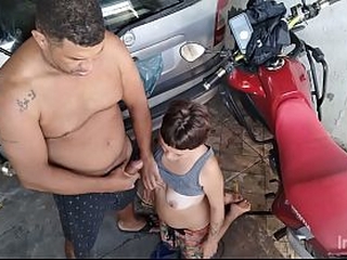 Sexo na garagem