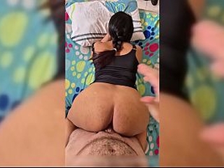 Mi hermanastra dijo: &quot_Ya no soy virgen... &iquest_Quieres comprobarlo?&quot_